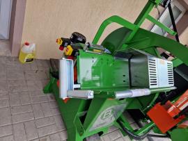 अन्य उपकरण Widiam Combi 700, s vynášecím  |  अपशिष्ट लकड़ी का संसाधन | लकड़ी का काम करने की मशीनरी | Drekos Made s.r.o