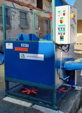 अन्य उपकरण Špalkovací Pila OP1500 |  सॉमिल (एक कारखाना जहाँ लट्ठों को तख्तों और फलकों में काटा जाता है) मशीनें | लकड़ी का काम करने की मशीनरी | Drekos Made s.r.o