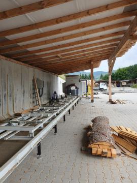 डबल ब्लेड ऐंगल सॉ (दोहरे ब्लेड वाला तिरछा काटने वाला आरा) Drekos made s.r.o |  सॉमिल (एक कारखाना जहाँ लट्ठों को तख्तों और फलकों में काटा जाता है) मशीनें | लकड़ी का काम करने की मशीनरी | Drekos Made s.r.o