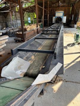 डबल ब्लेड ऐंगल सॉ (दोहरे ब्लेड वाला तिरछा काटने वाला आरा) Drekos made s.r.o |  सॉमिल (एक कारखाना जहाँ लट्ठों को तख्तों और फलकों में काटा जाता है) मशीनें | लकड़ी का काम करने की मशीनरी | Drekos Made s.r.o