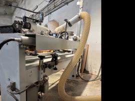 वुड़-टर्निंग लेथ (लकड़ी पर काम करने वाला चक्रयंत्र) CENTAURO TC 1200 |  जॉइनरी मशीन (मिस्त्री का काम करने की मशीन) | लकड़ी का काम करने की मशीनरी | YAYA bats s.r.o.