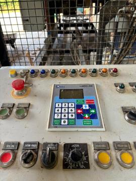 डबल ब्लेड ऐंगल सॉ (दोहरे ब्लेड वाला तिरछा काटने वाला आरा) Walter  |  सॉमिल (एक कारखाना जहाँ लट्ठों को तख्तों और फलकों में काटा जाता है) मशीनें | लकड़ी का काम करने की मशीनरी | Drekos Made s.r.o